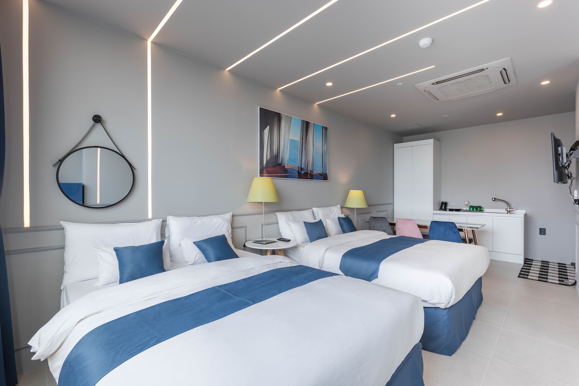 Signature, Pool, Suite, 2 Double Beds