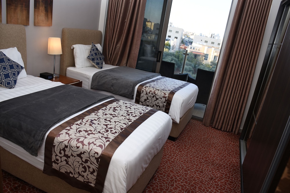 Lijam Hotel 19/50