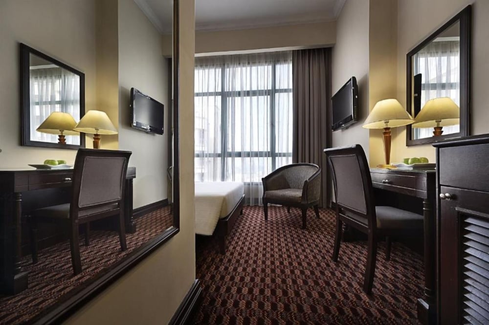 Berjaya Penang Hotel 37/53