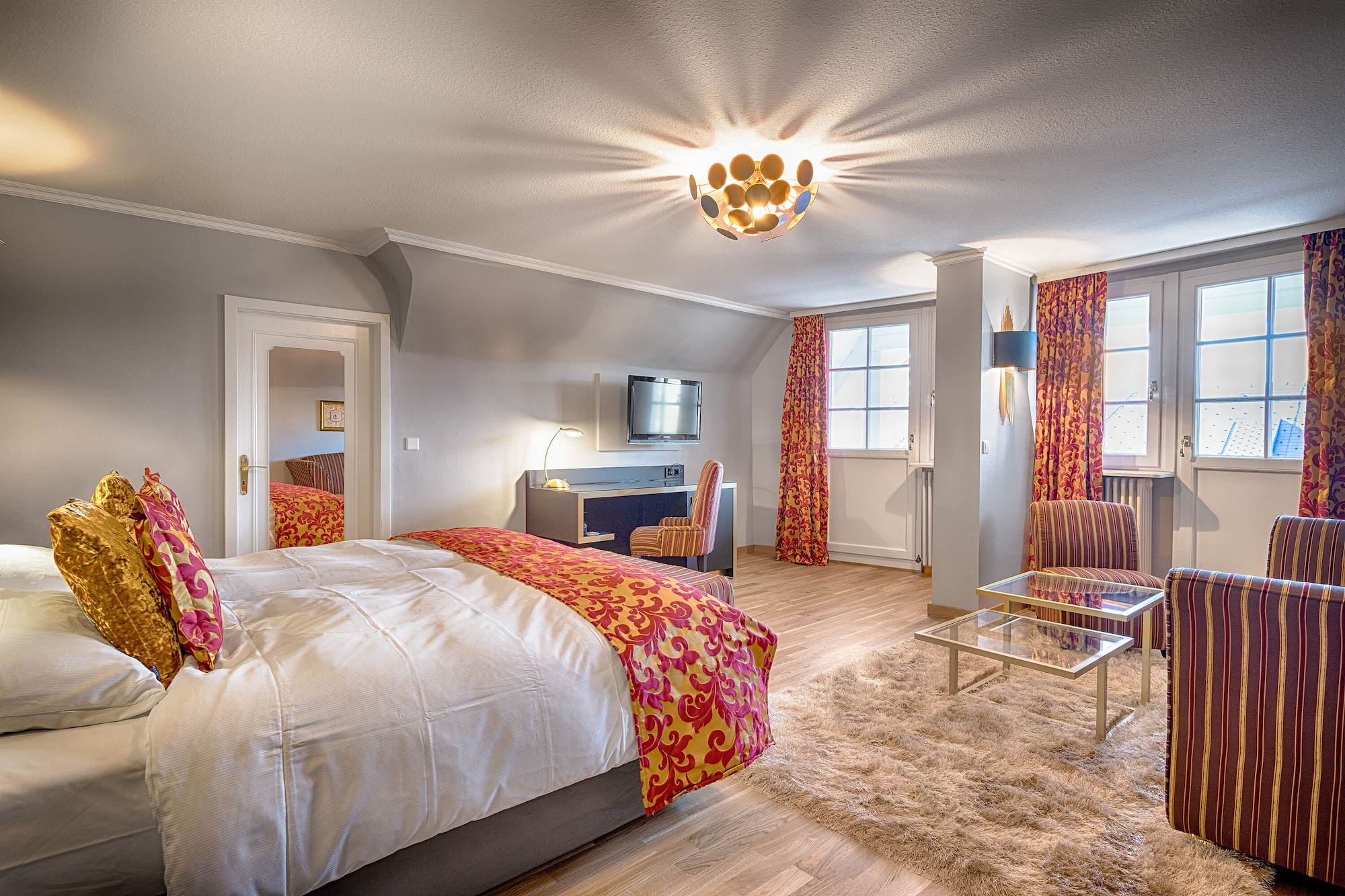 غرفة كلاسيكية مفردة بسرير مزدوج، Parkhotel Adler 2/6