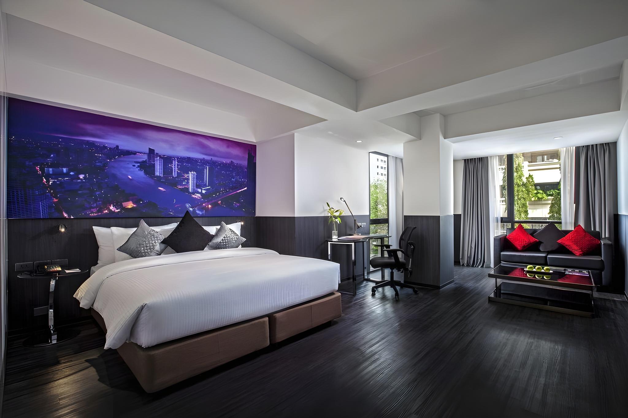 Galleria, Club, Suite