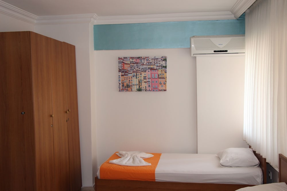 Grand Ece Otel 26/34