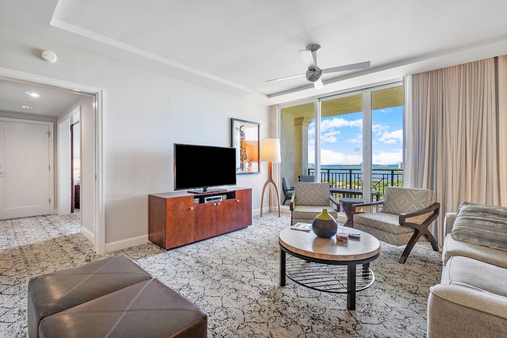 Palm Beach Singer Island Resort and Spa Luxury Suites 23/50