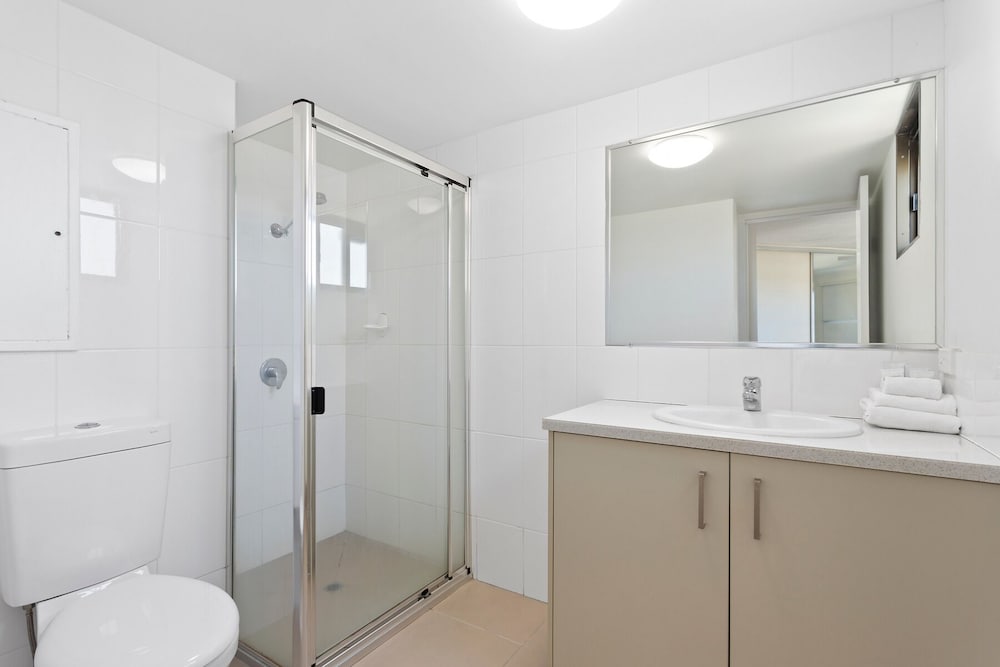 Langley Park Apartments 62/66