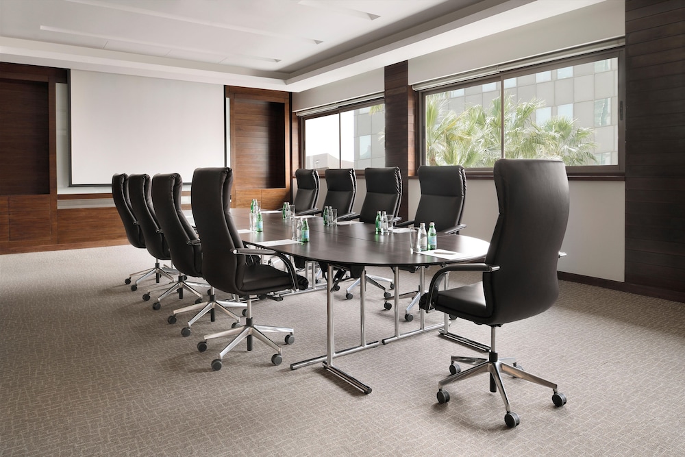 InterContinental Bahrain by IHG 67/77