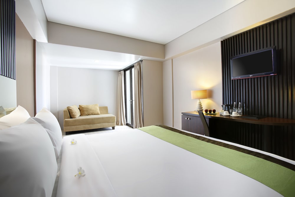 Hotel Santika Kuta Bali 6/29