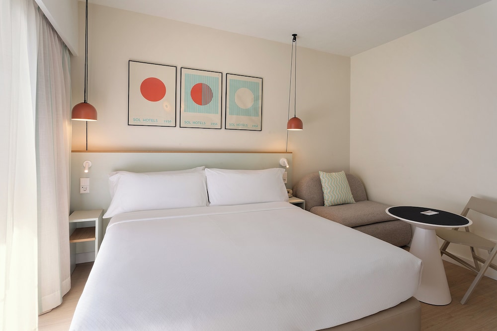 غرفة سوبيريور بسرير مزدوج، Sol Principe Hotel 4/8