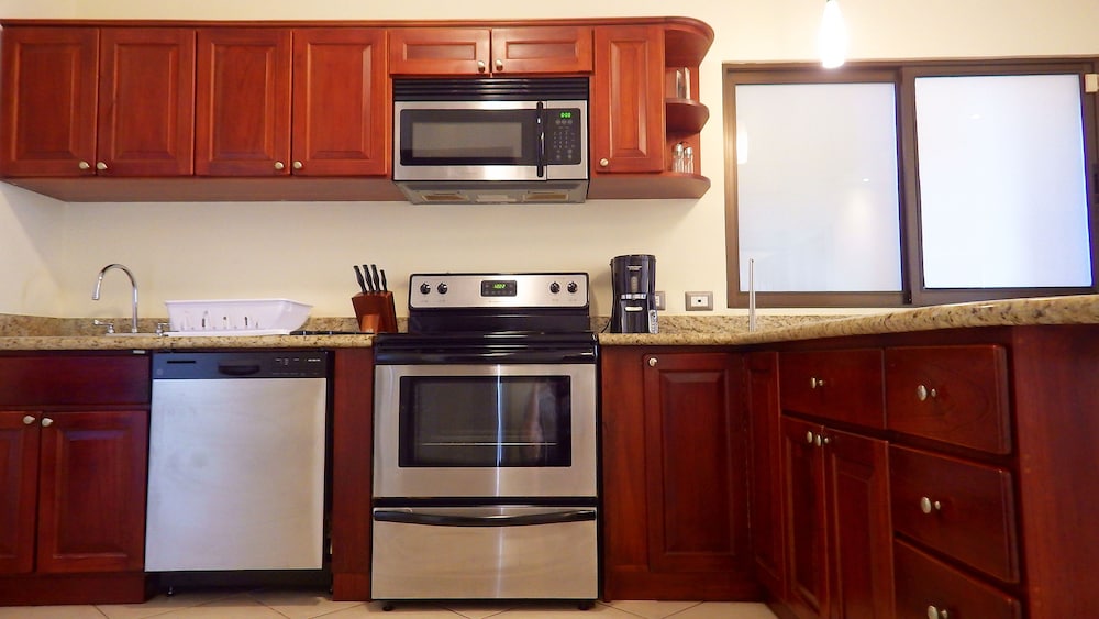 The Oaks Tamarindo Condominiums 15/67