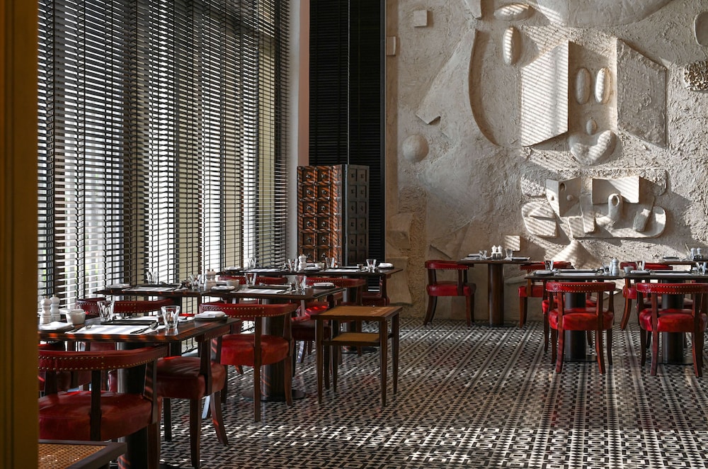 Grand Hyatt Gurgaon 34/48