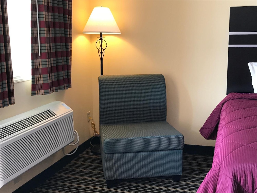 Soudersburg Inn & Suites Lancaster 20/50