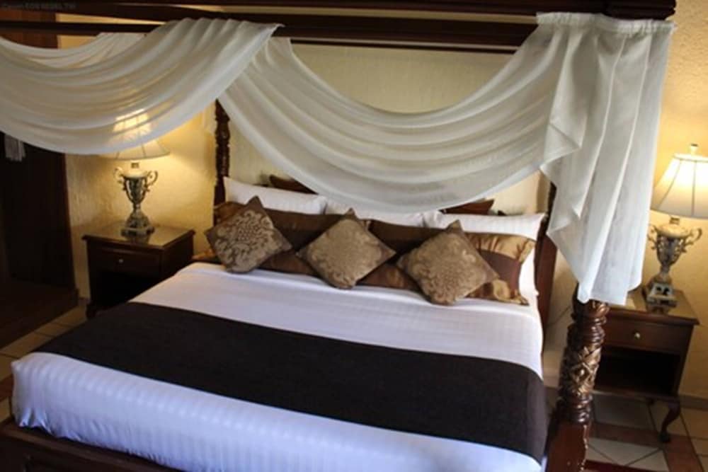 Hotel Posada Virreyes 13/71