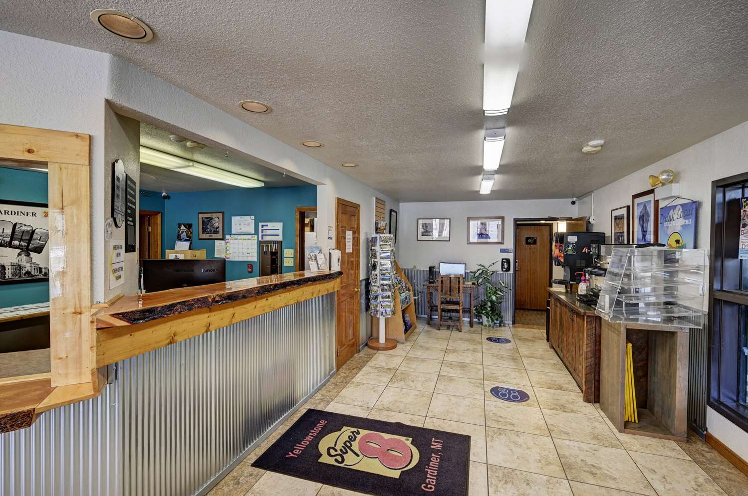 Super 8 By Wyndham Gardiner/Yellowstone Park Area 13/57