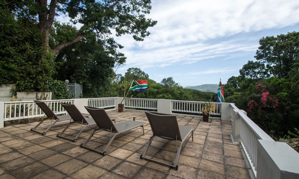 South Villa Guesthouse 29/46
