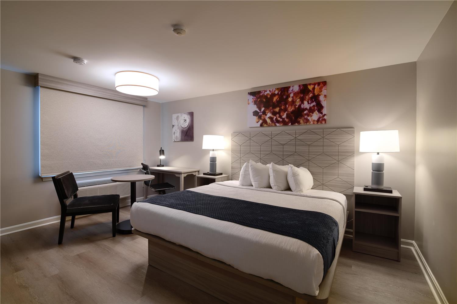Executive, King Bed