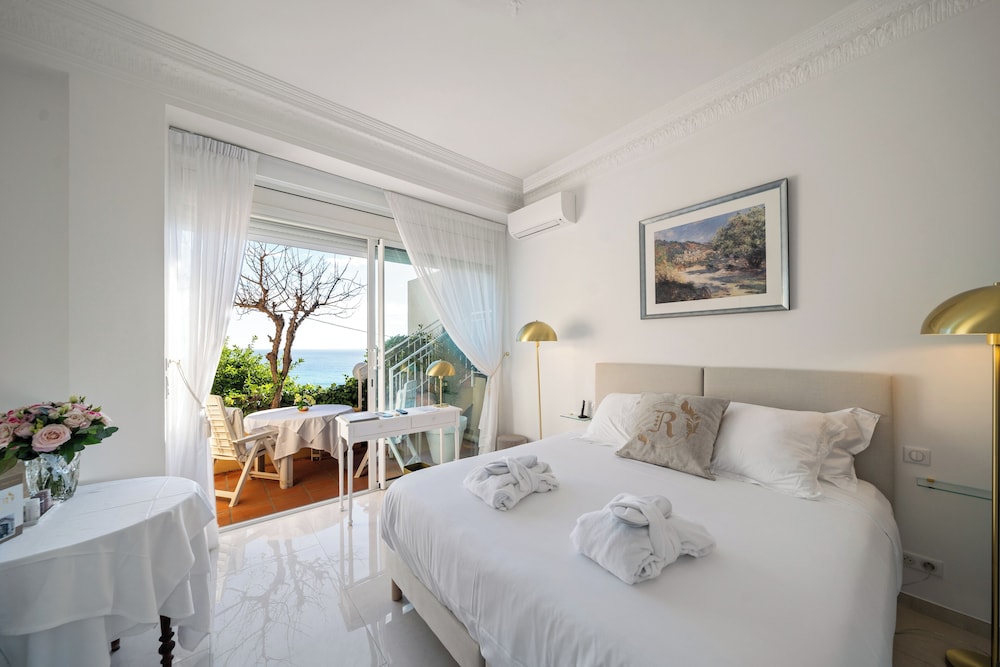 Horizon, King Bed, Sea View, Terrace