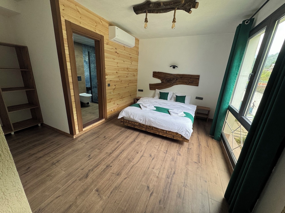 Room at Navi Suit Ayder, CAYELI