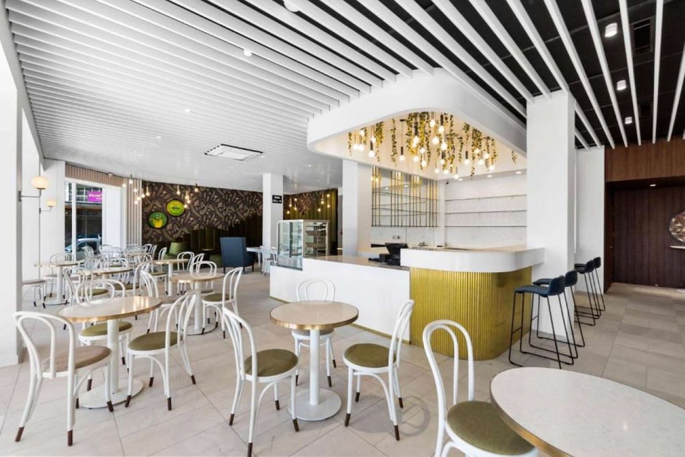 Ramada by Wyndham Hamilton City Center 38/50