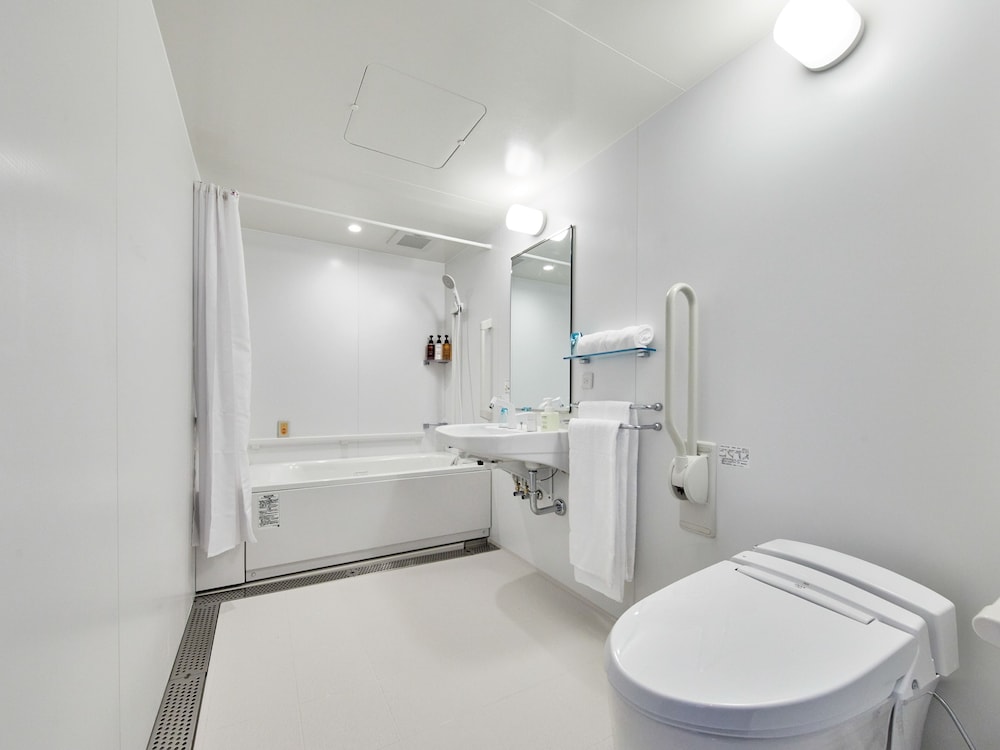 Dorsett by Agora Osaka Sakai 57/59