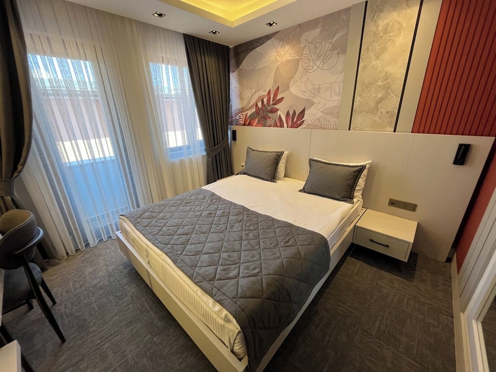 Starton Hotel 6/50