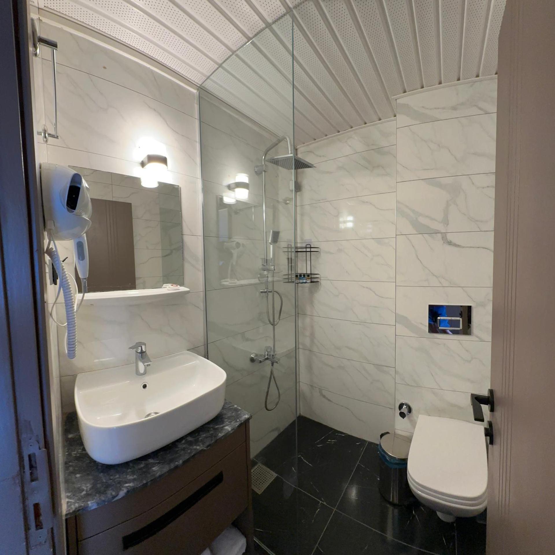 Arikan Park Hotel 49/50