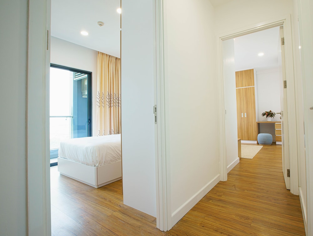 Republic Plaza Apartment 38/38