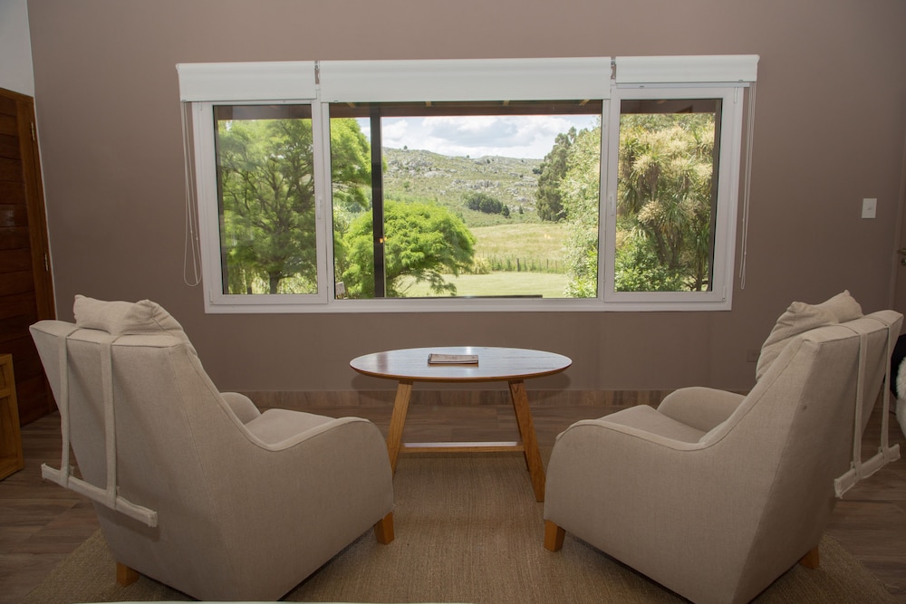 Hosteria de la Cascada 35/72