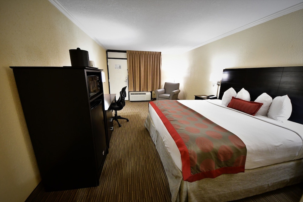 Ramada Hotel & Conference Center By Wyndham Jacksonville 13/59