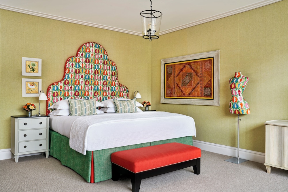 1 BEDROOM, SOHO, SUITE