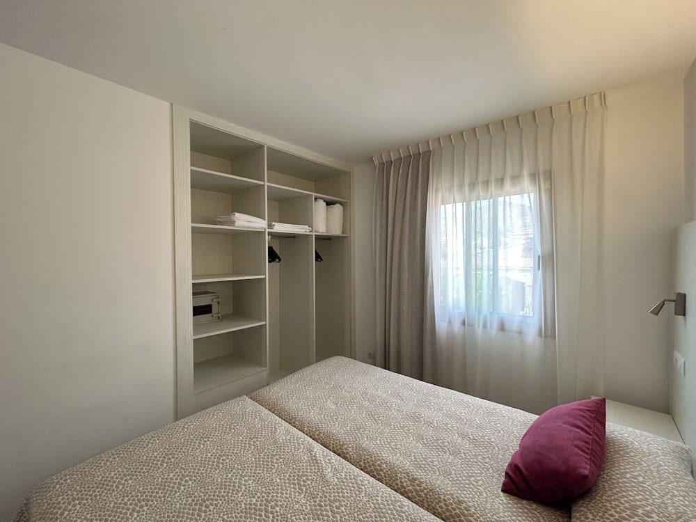 شقة بسريرين منفصلين بغرفة نوم واحدة مع أريكة، Ses Dalies Apartments 2/5