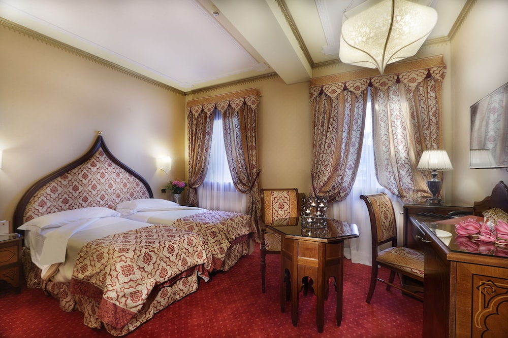 Ai Mori d'Oriente Hotel 14/50