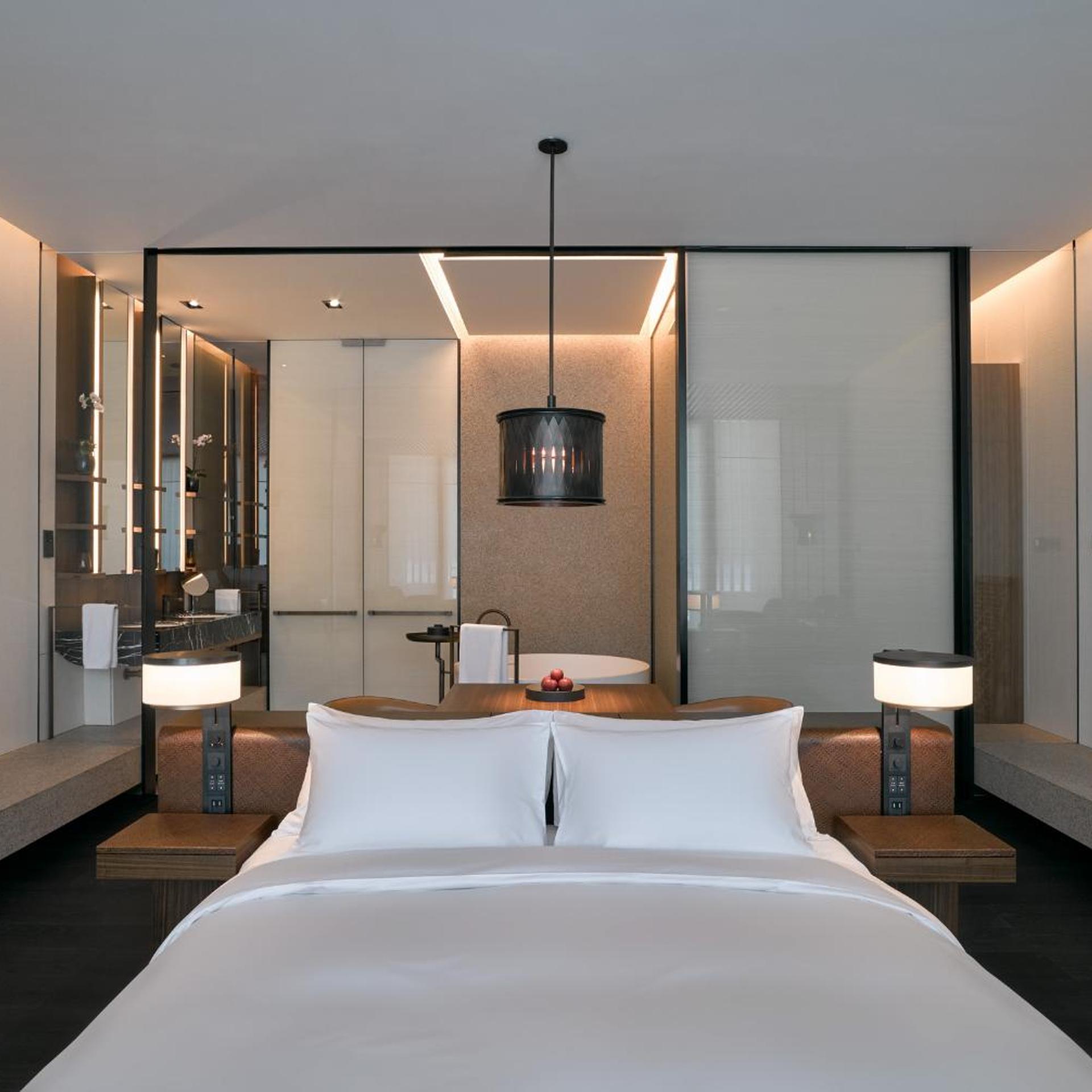 STUDIO KING ROOM
