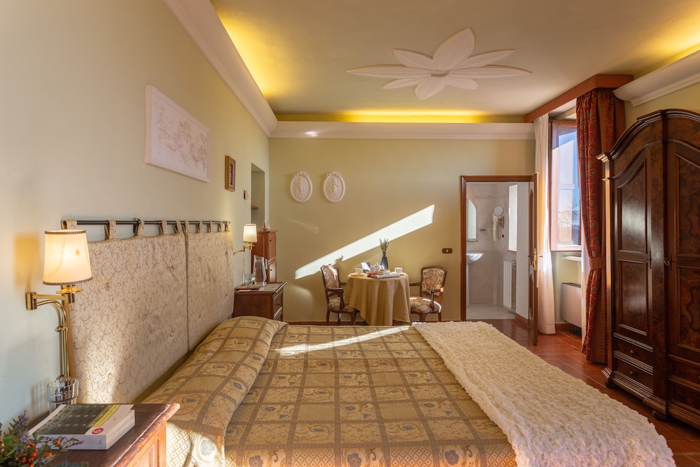 Casafrassi Hotel 30/73