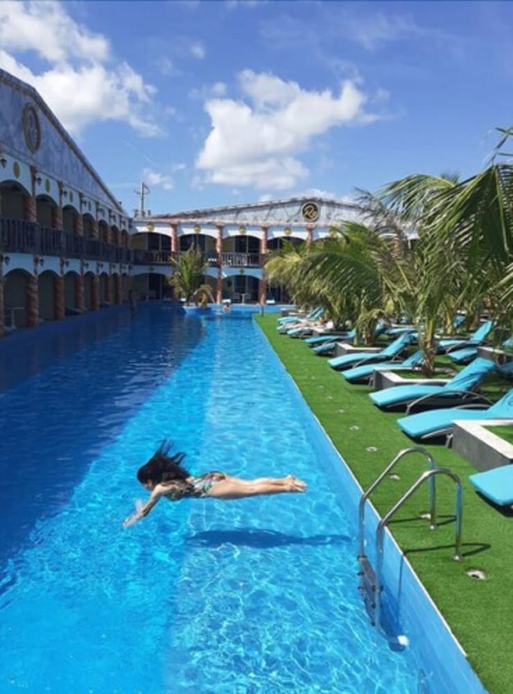 Roman Empire Panglao Boutique Hotel 28/50