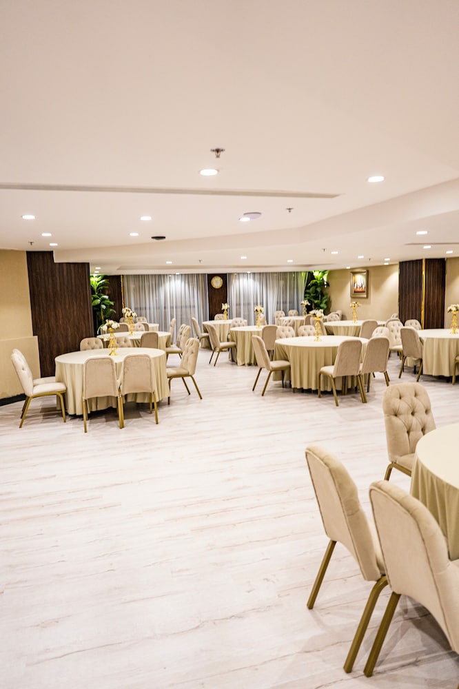 فندق اودست جدة(Odst Jeddah Hotel (Ex- Mokhtara Al Attas Hotel)) 36/50
