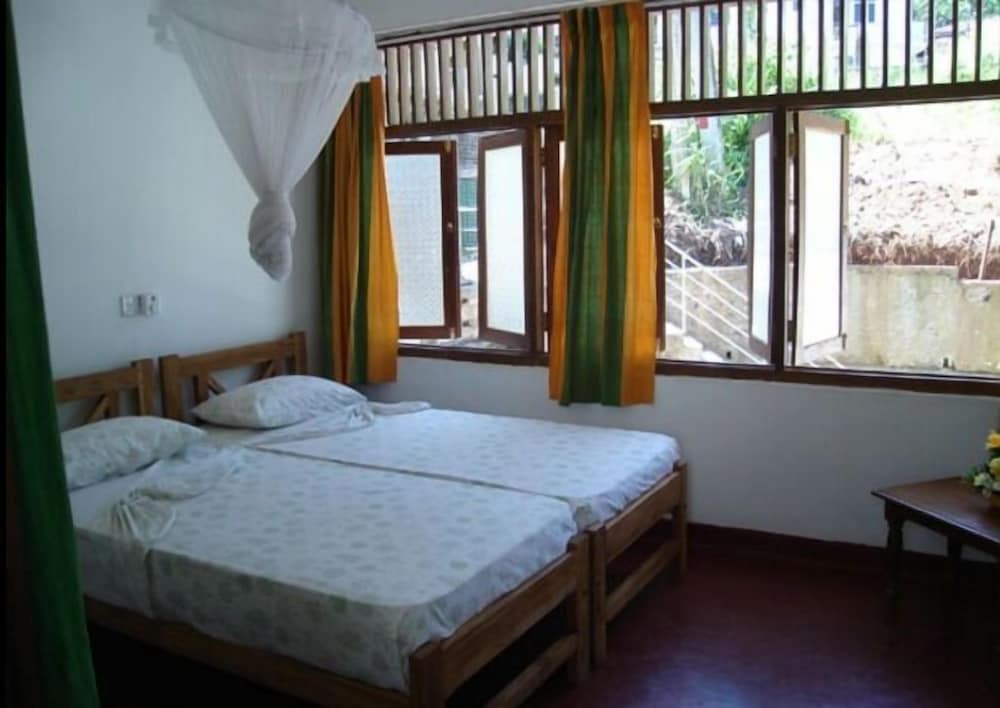 Mango Garden Hotel 9/40
