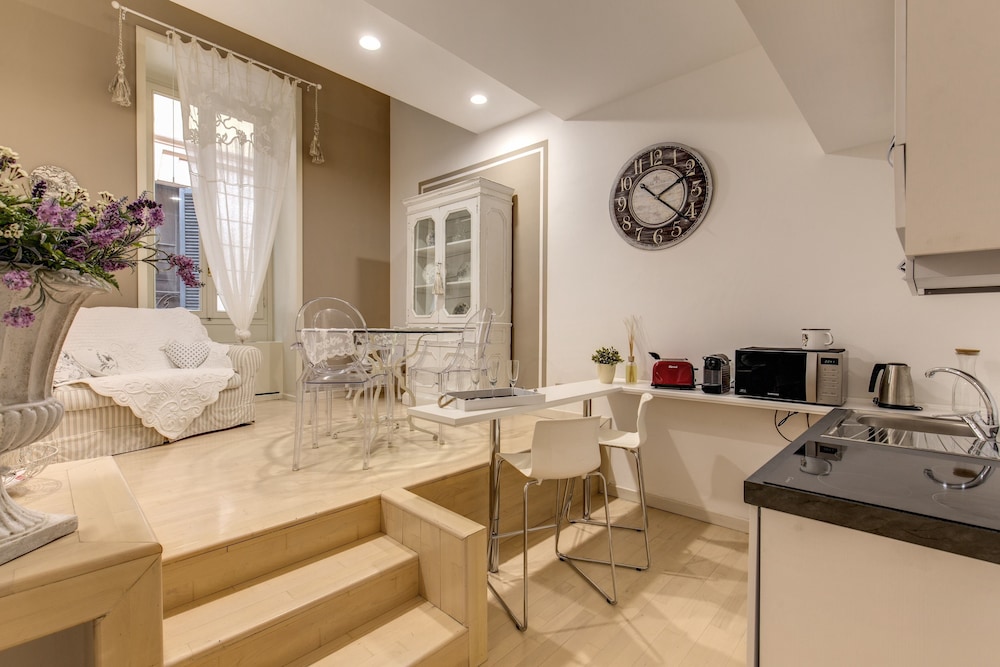 Trevi Miracle Suite 25/37