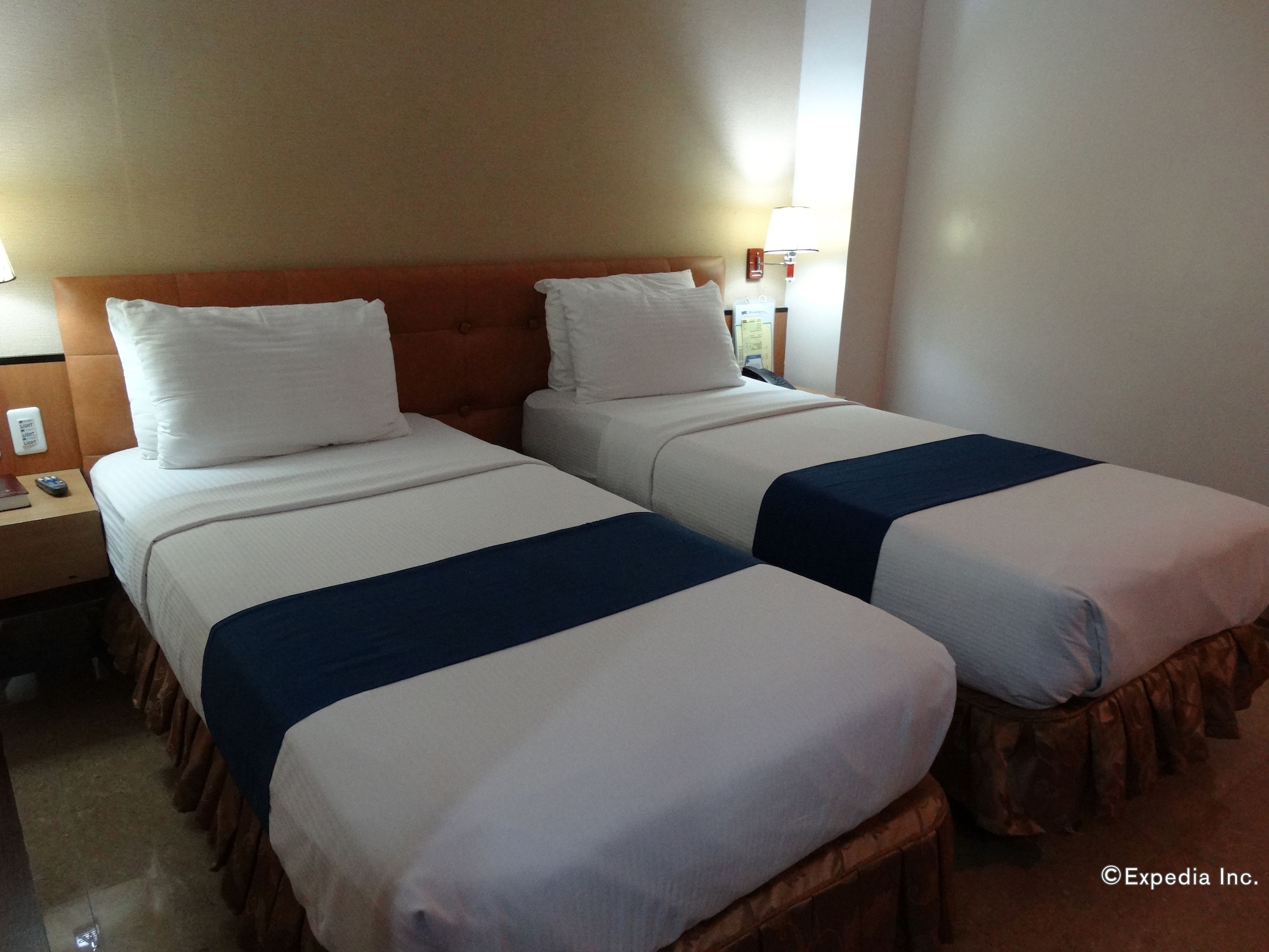 STANDARD, TWIN BEDS
