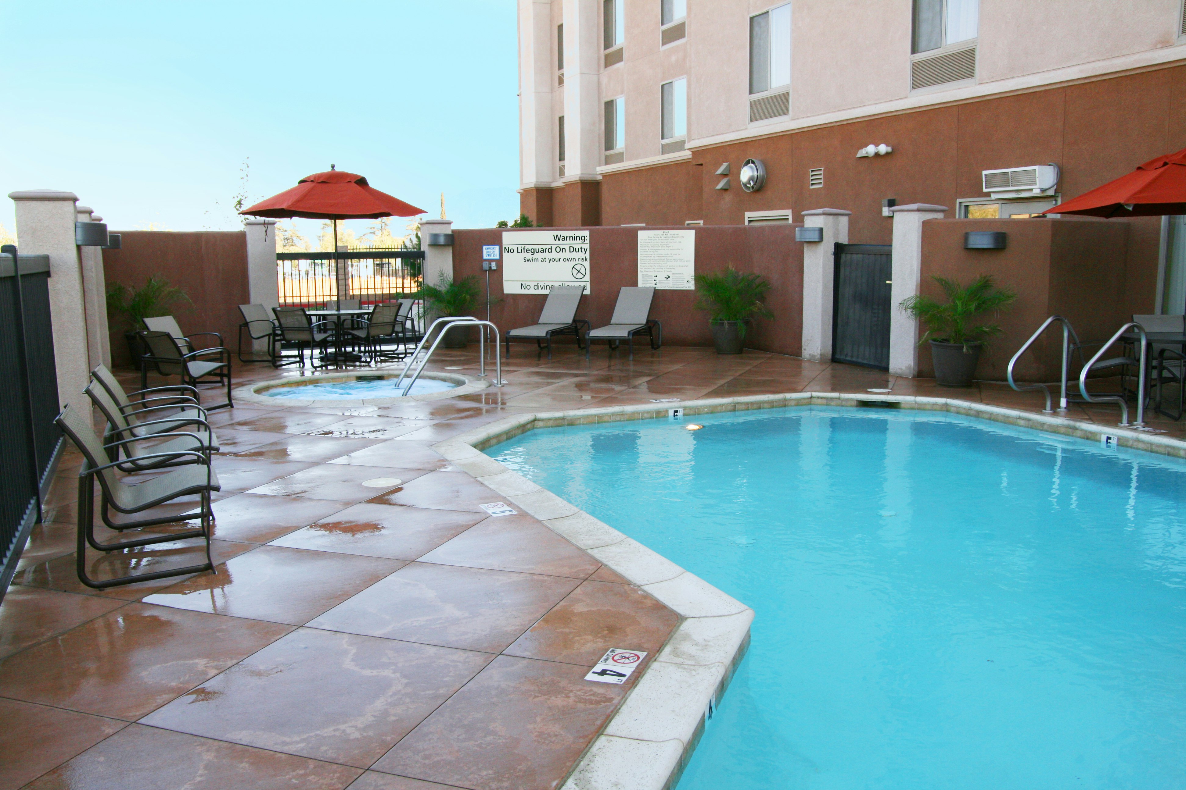 Hampton Inn Suites Banning Beaumont 50/50