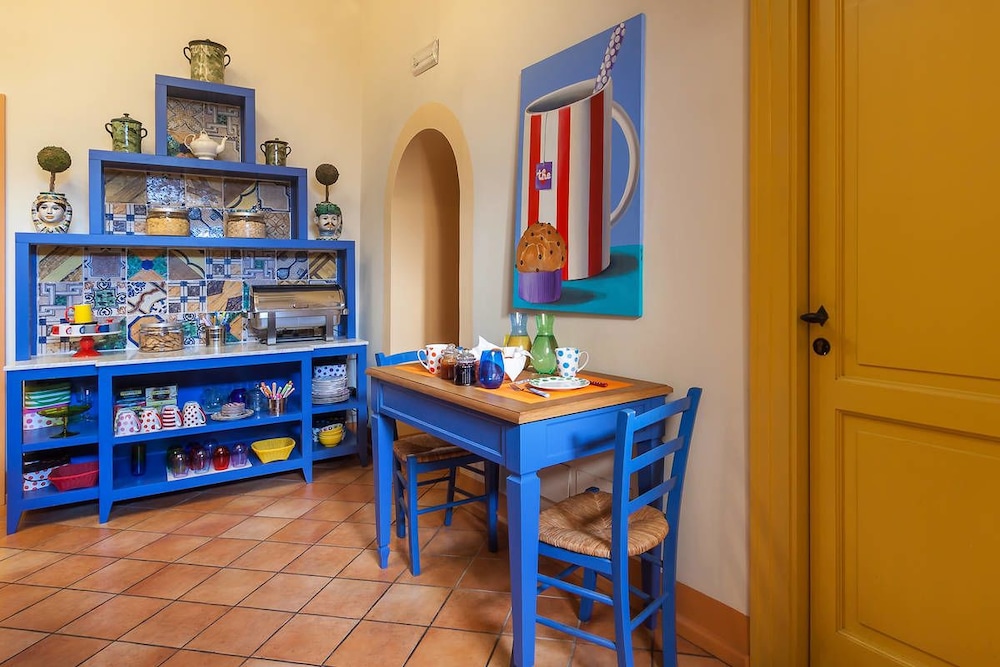 Casa Astarita 36/44