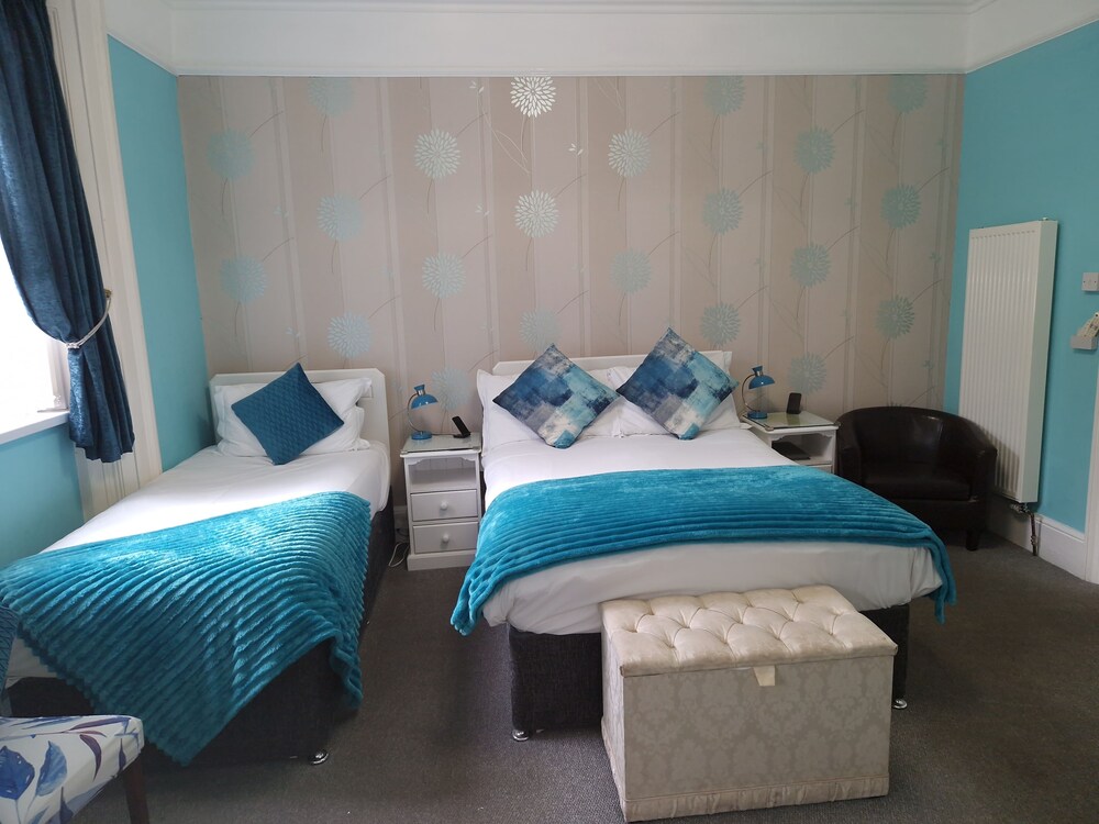 Family, Double and Twin Beds, Ambassador Guesthouse 6/7