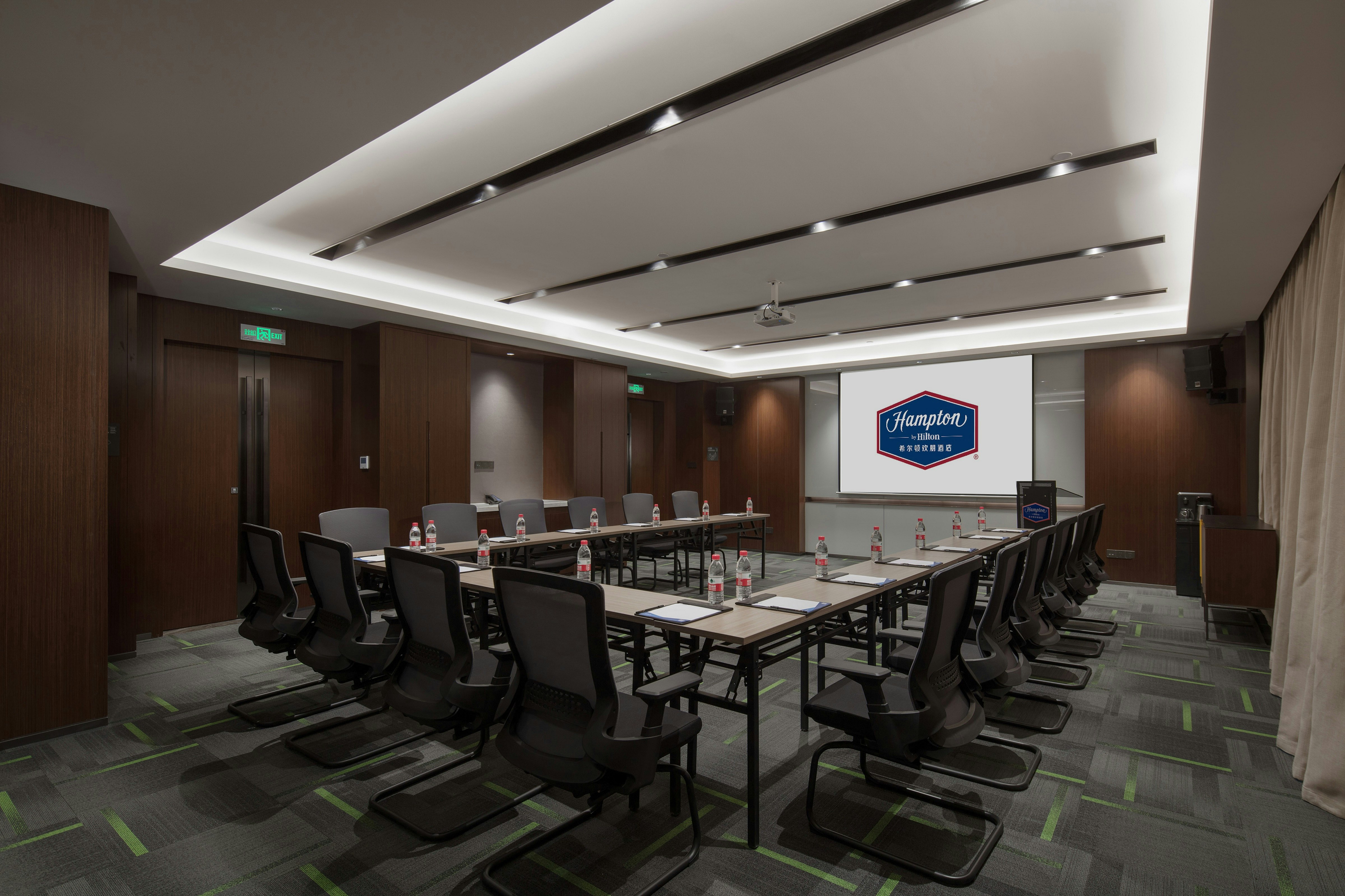 Hampton by Hilton Urumqi International Airport 20/20