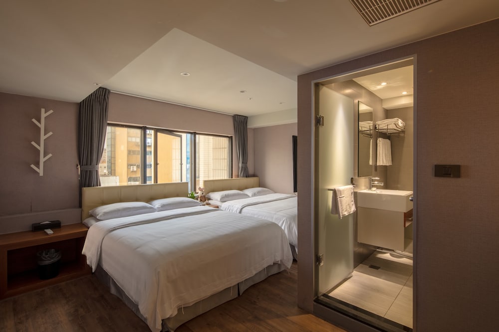 Urtrip Hotel 23/43