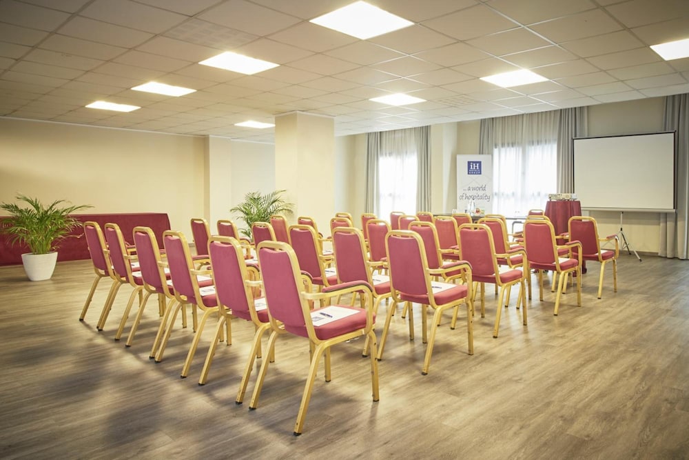 iH Hotels Milano Watt 13 68/76