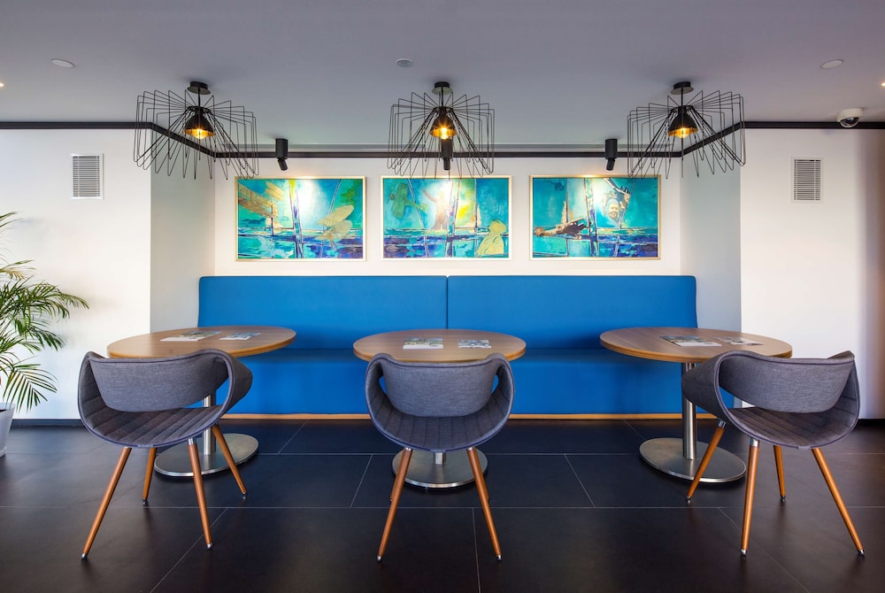Hampton By Hilton Istanbul Sabiha Gokcen Airport 36/53