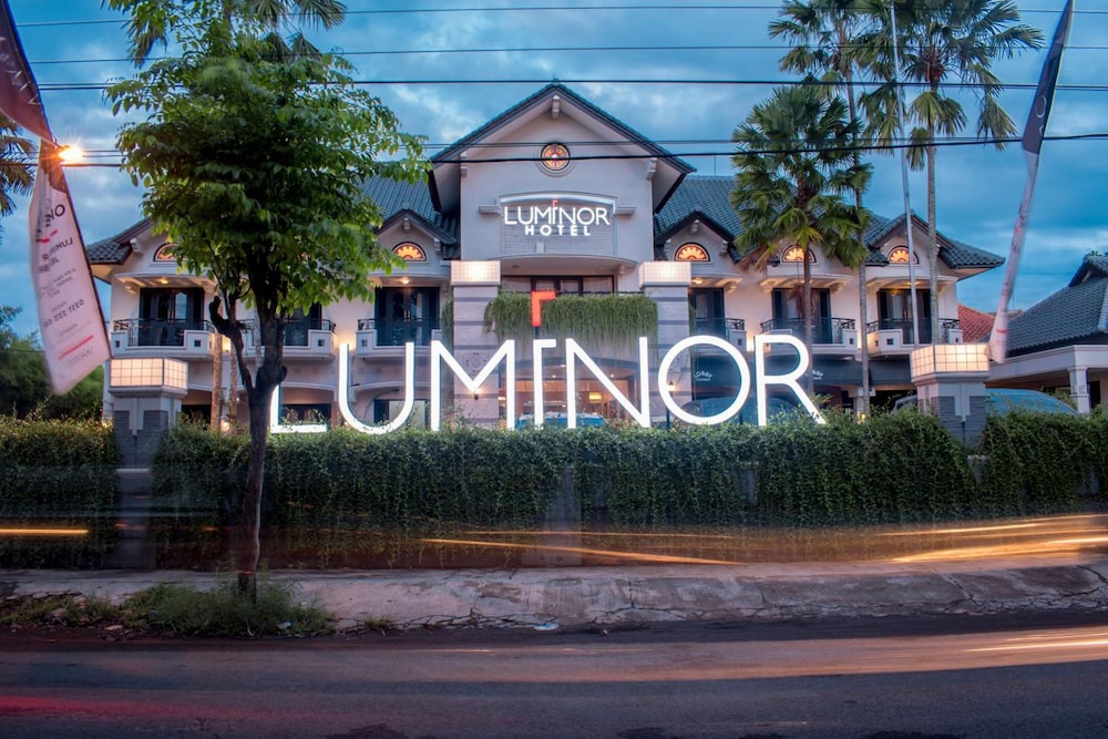 Luminor Hotel Jember (ex Panorama Hotel) 9/65