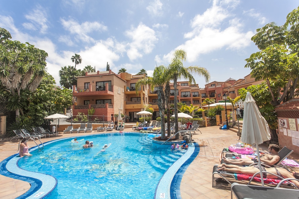 Villa Mandi Golf Resort