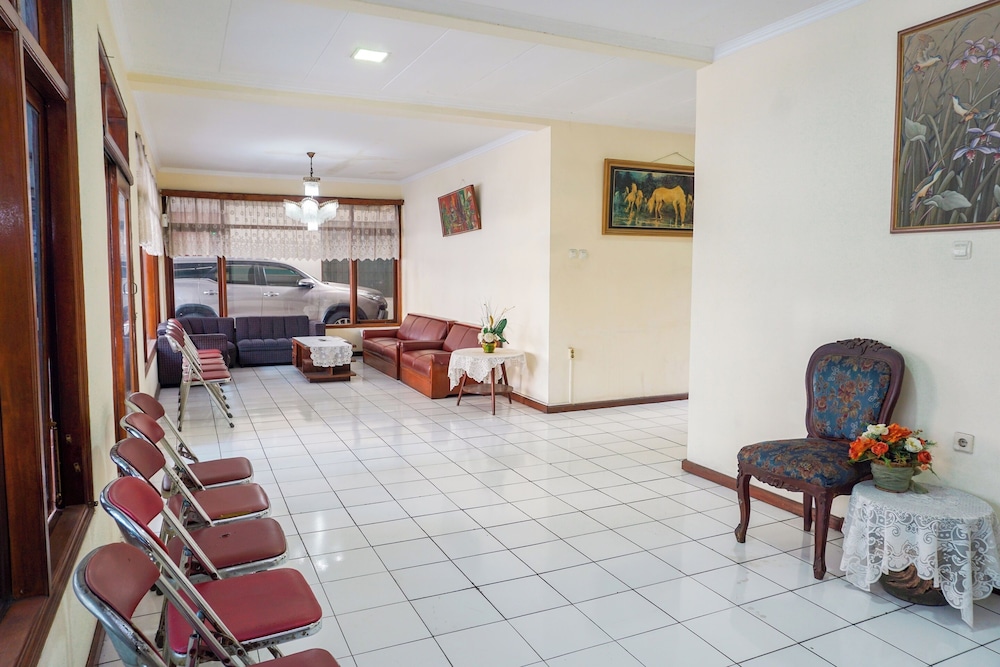 Hotel O Kebon Jeruk Near Gedung Sate Formerly Kurnia Hotel 24/29