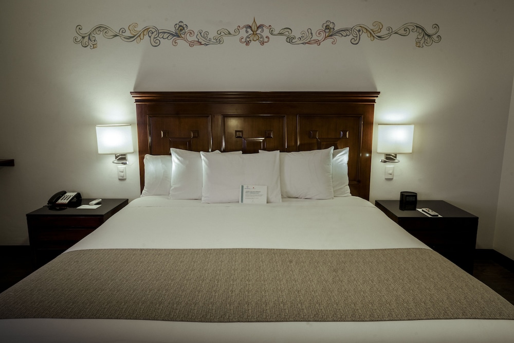 Wyndham Costa Del Sol Cusco 34/79