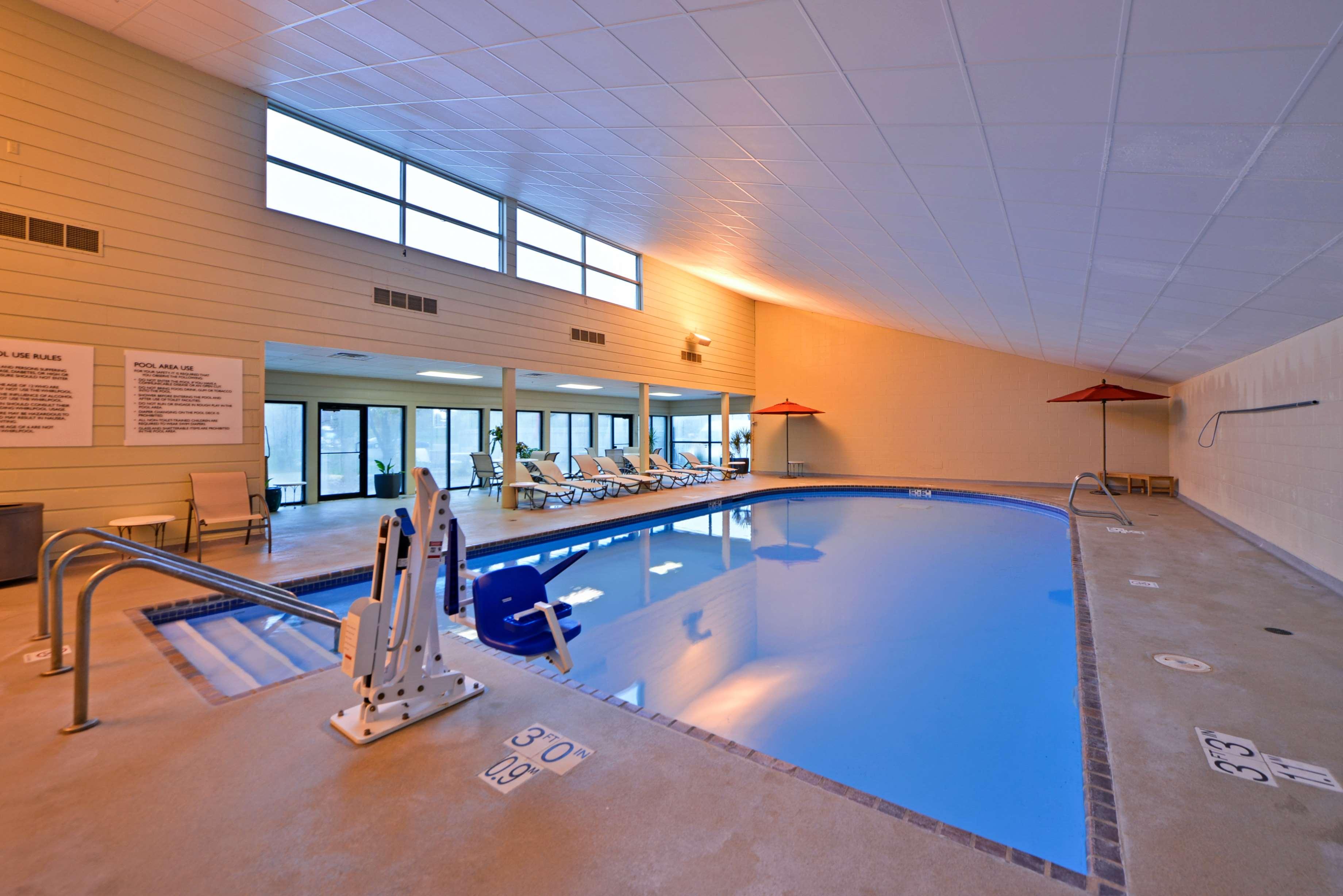 Radisson Hotel Madison 13/43