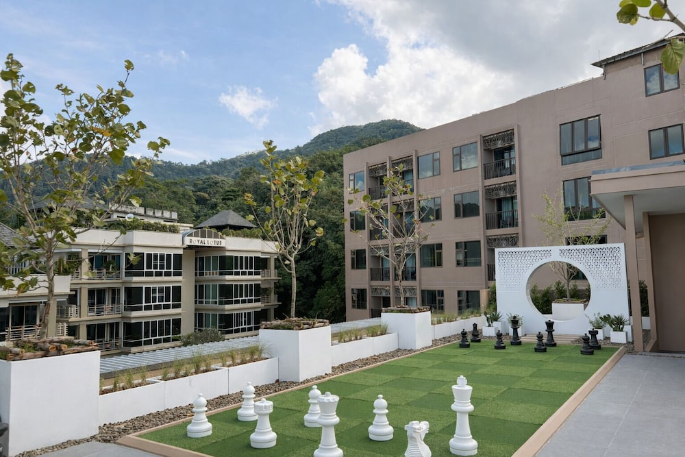 The Proud Karon Beach Phuket Trademark Collection By Wyndham 49/51